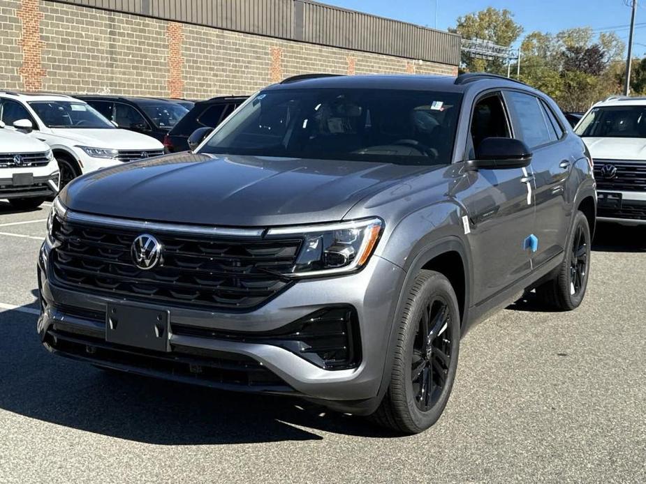 new 2025 Volkswagen Atlas Cross Sport car, priced at $48,012