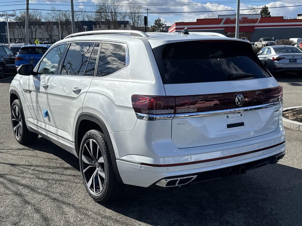 new 2025 Volkswagen Atlas car, priced at $52,175