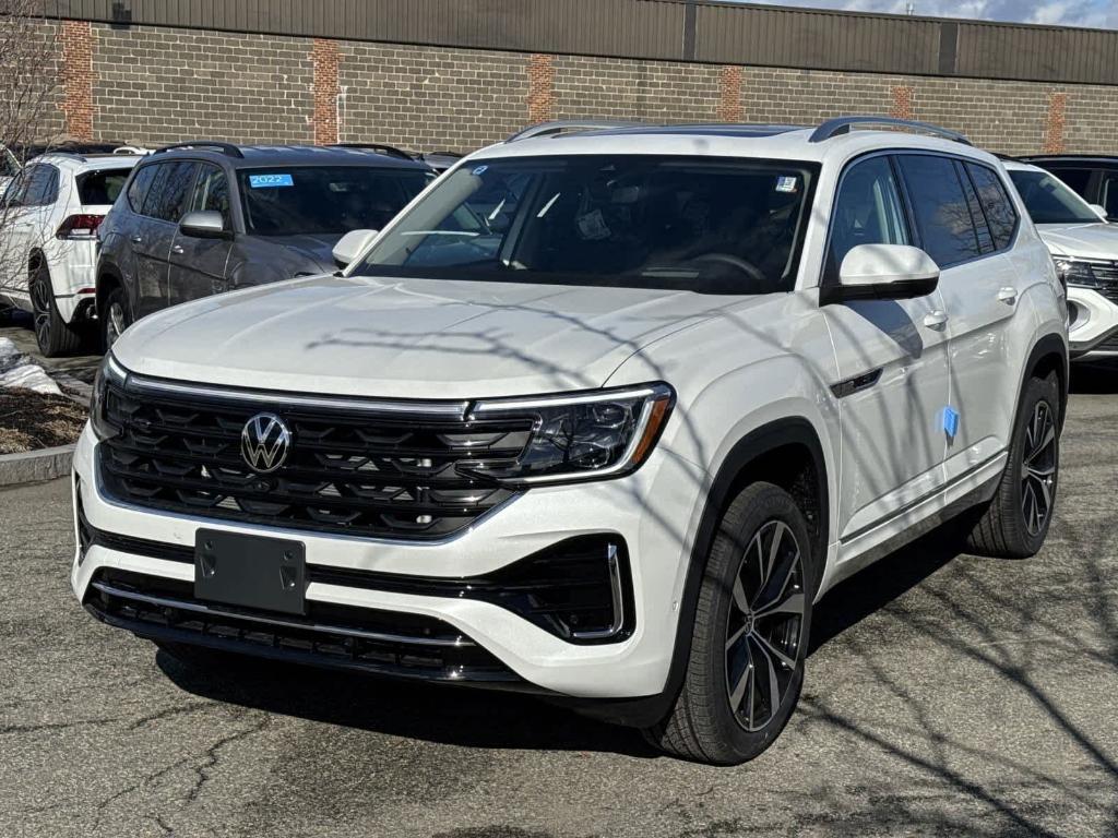 new 2025 Volkswagen Atlas car, priced at $52,175