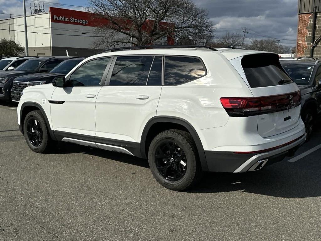 new 2025 Volkswagen Atlas car, priced at $45,079