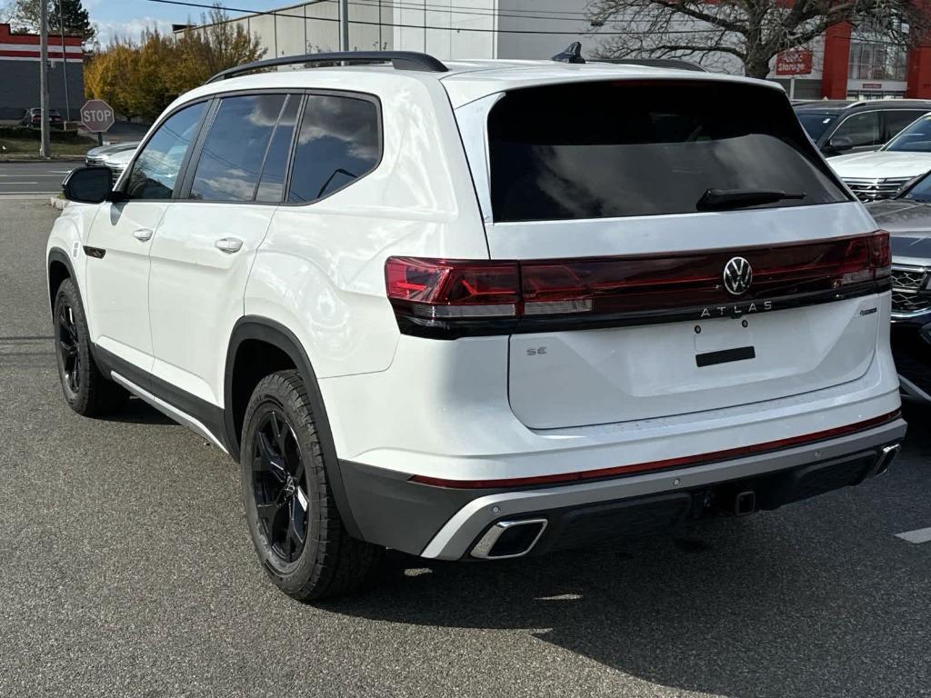 new 2025 Volkswagen Atlas car, priced at $45,079