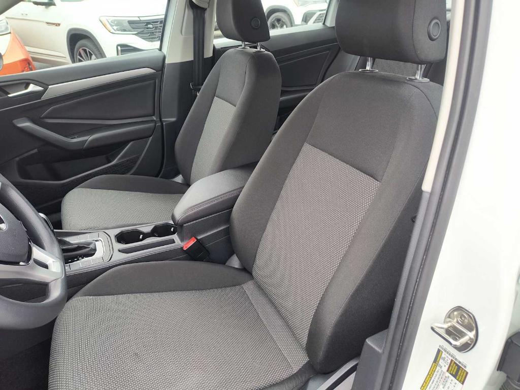 used 2021 Volkswagen Jetta car, priced at $19,391
