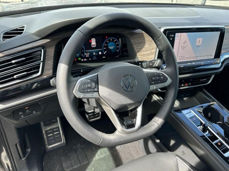 new 2024 Volkswagen Atlas car, priced at $52,126