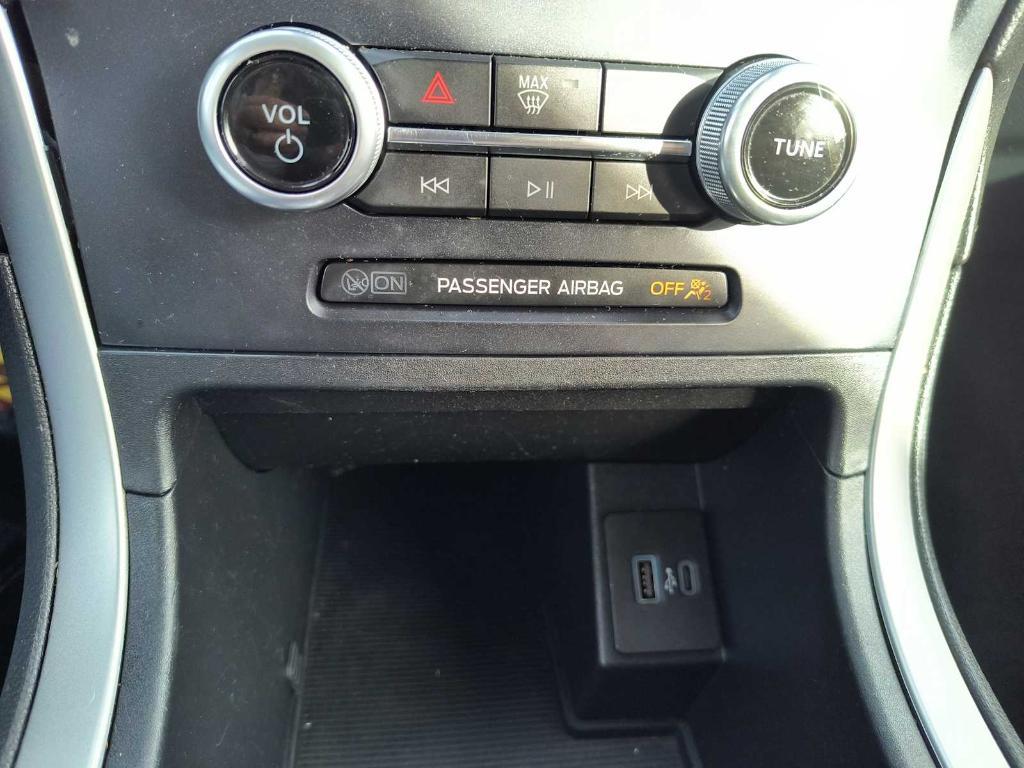 used 2022 Ford Edge car, priced at $22,991