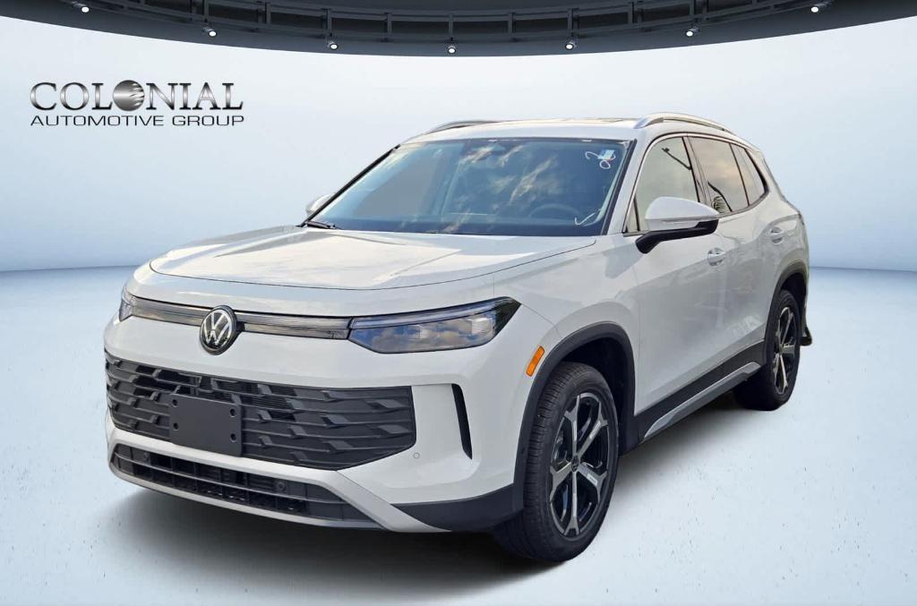 new 2025 Volkswagen Tiguan car, priced at $35,262