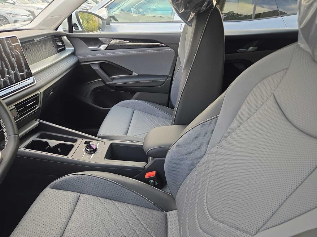 new 2025 Volkswagen Tiguan car, priced at $35,262