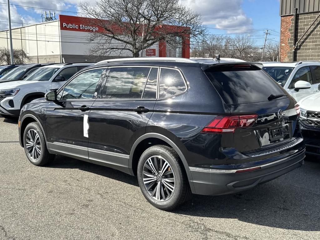 new 2024 Volkswagen Tiguan car, priced at $31,335