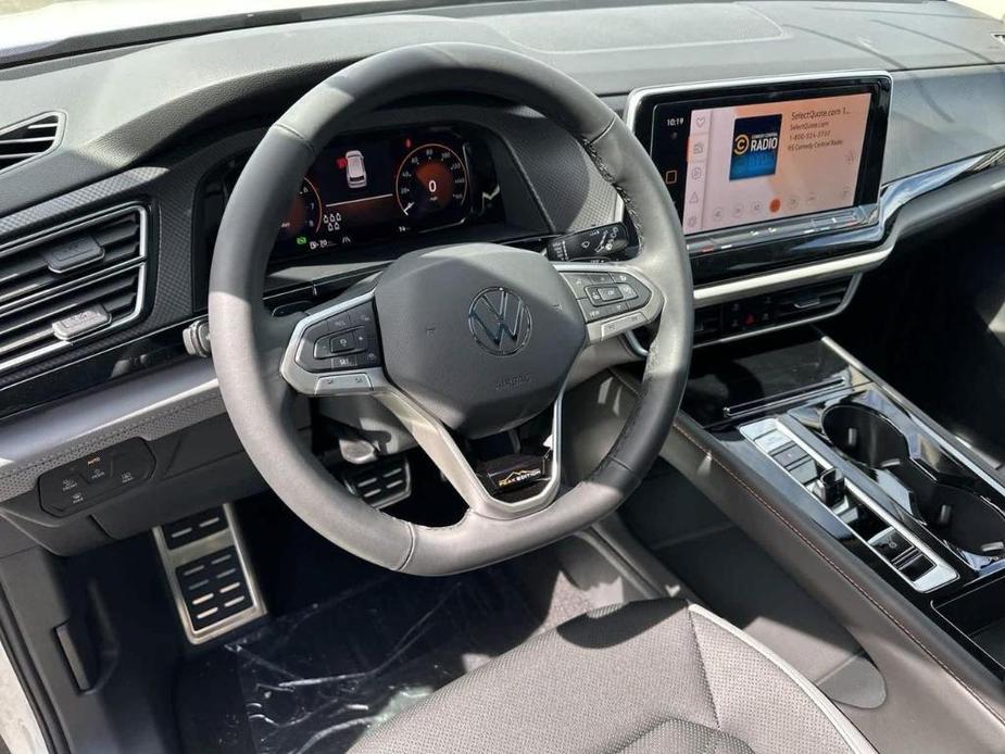 new 2024 Volkswagen Atlas car, priced at $44,621