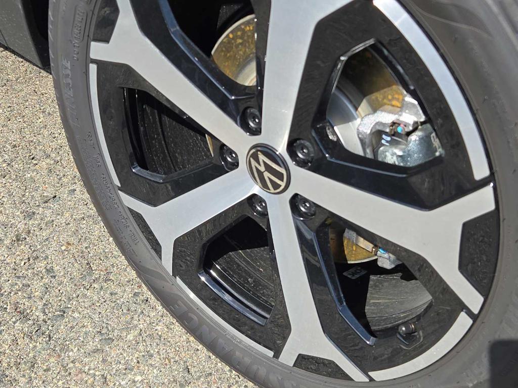new 2025 Volkswagen Taos car, priced at $35,954