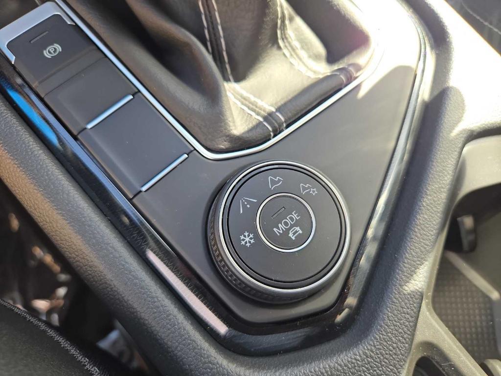 new 2025 Volkswagen Taos car, priced at $35,954
