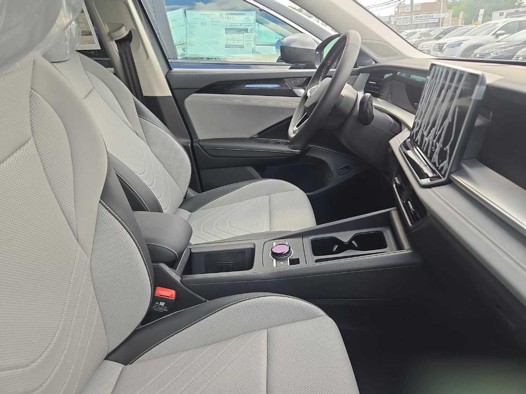 new 2025 Volkswagen Tiguan car, priced at $35,030