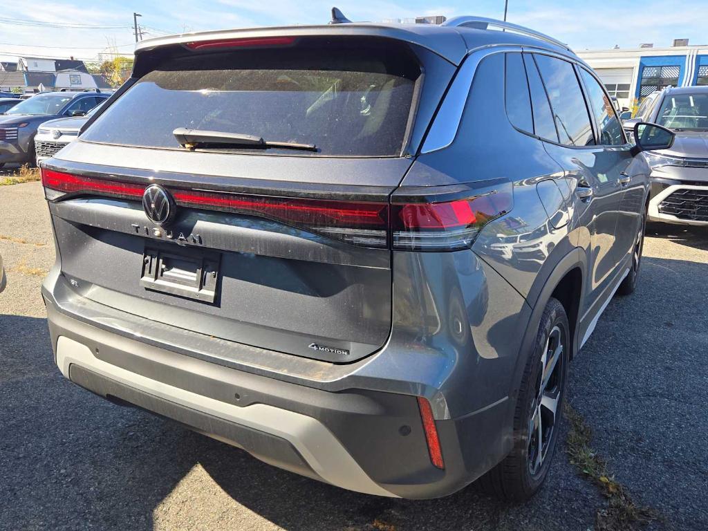 new 2025 Volkswagen Tiguan car, priced at $35,030