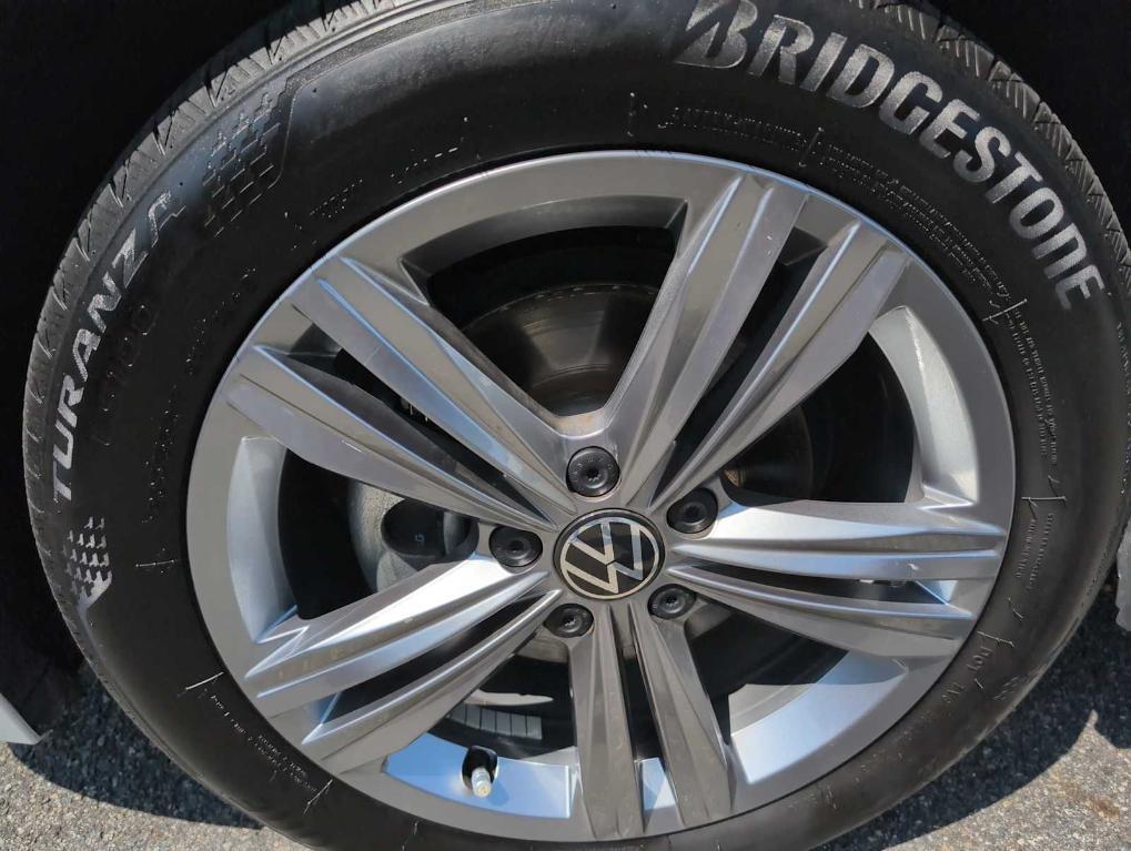 used 2023 Volkswagen Jetta car, priced at $23,291