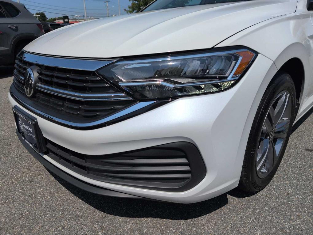 used 2023 Volkswagen Jetta car, priced at $23,291