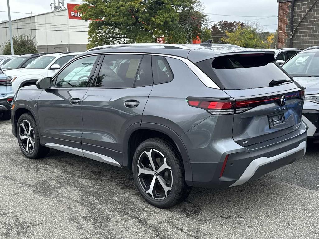 new 2025 Volkswagen Tiguan car, priced at $33,998