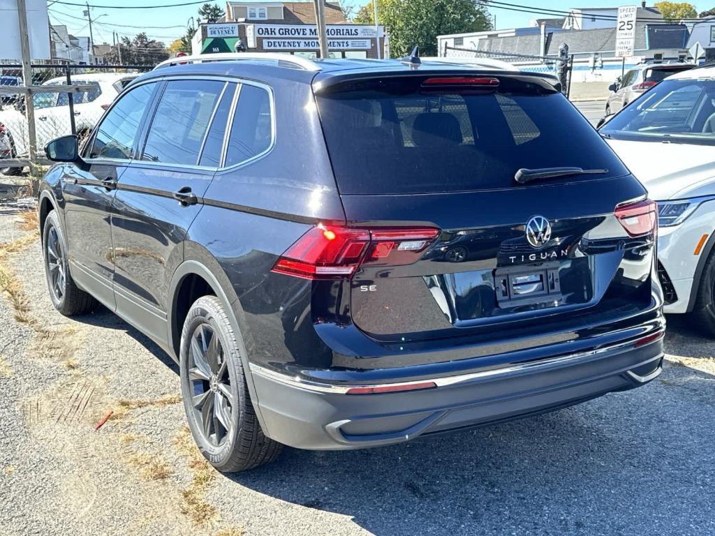 new 2024 Volkswagen Tiguan car, priced at $32,018