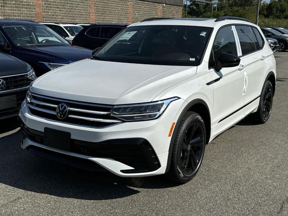 new 2024 Volkswagen Tiguan car, priced at $34,269