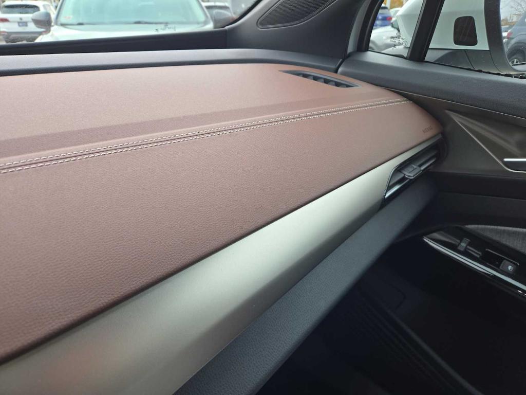 new 2025 Volkswagen ID.4 car, priced at $51,576