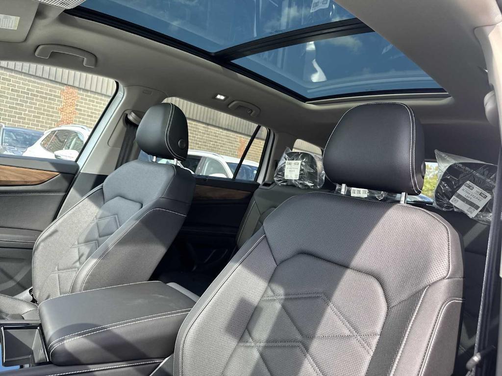 new 2026 Volkswagen Atlas car, priced at $47,312