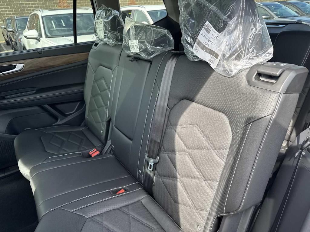 new 2026 Volkswagen Atlas car, priced at $47,312