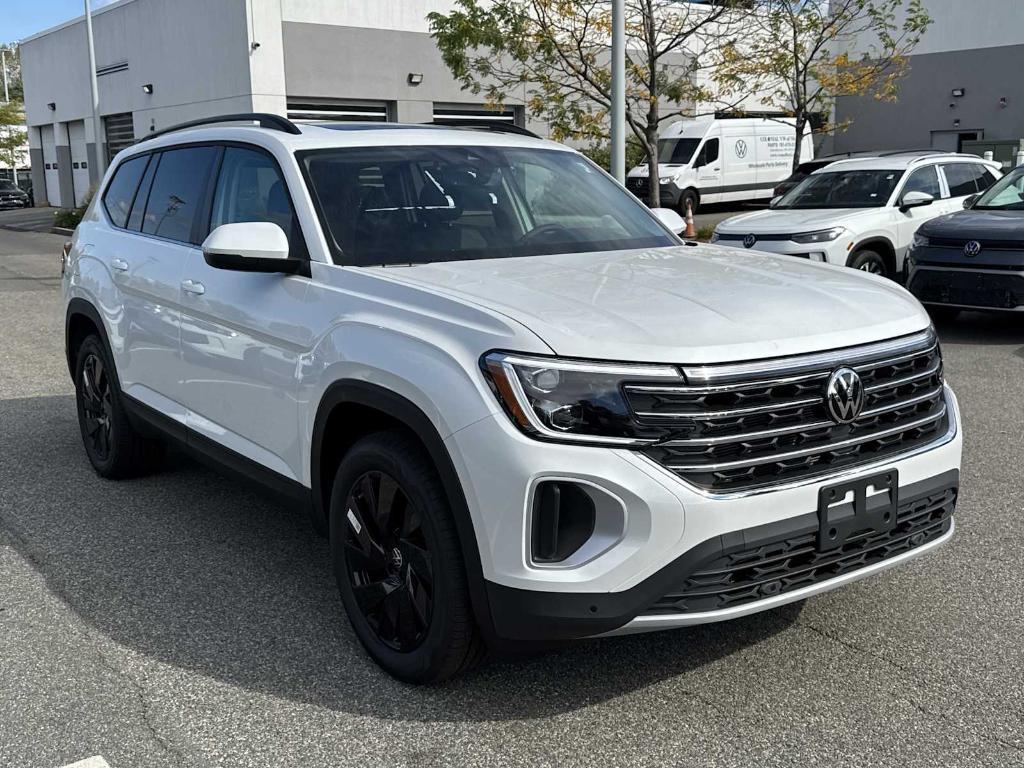 new 2026 Volkswagen Atlas car, priced at $47,312
