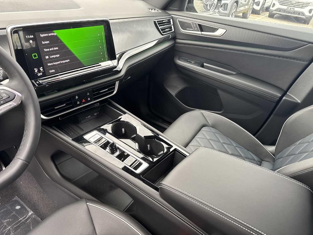 new 2026 Volkswagen Atlas Cross Sport car, priced at $53,300