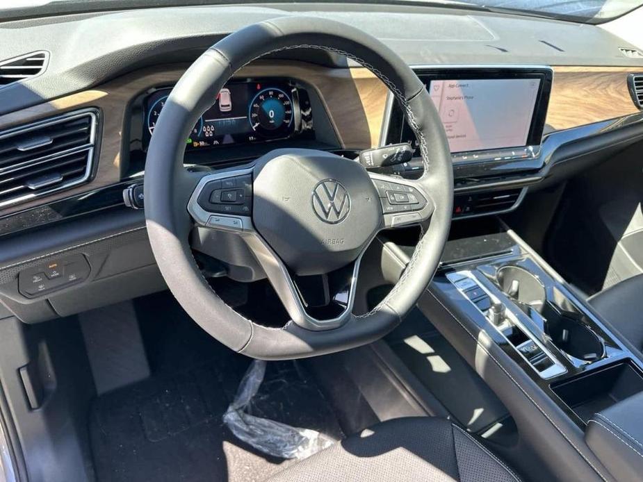 new 2024 Volkswagen Atlas car, priced at $43,968