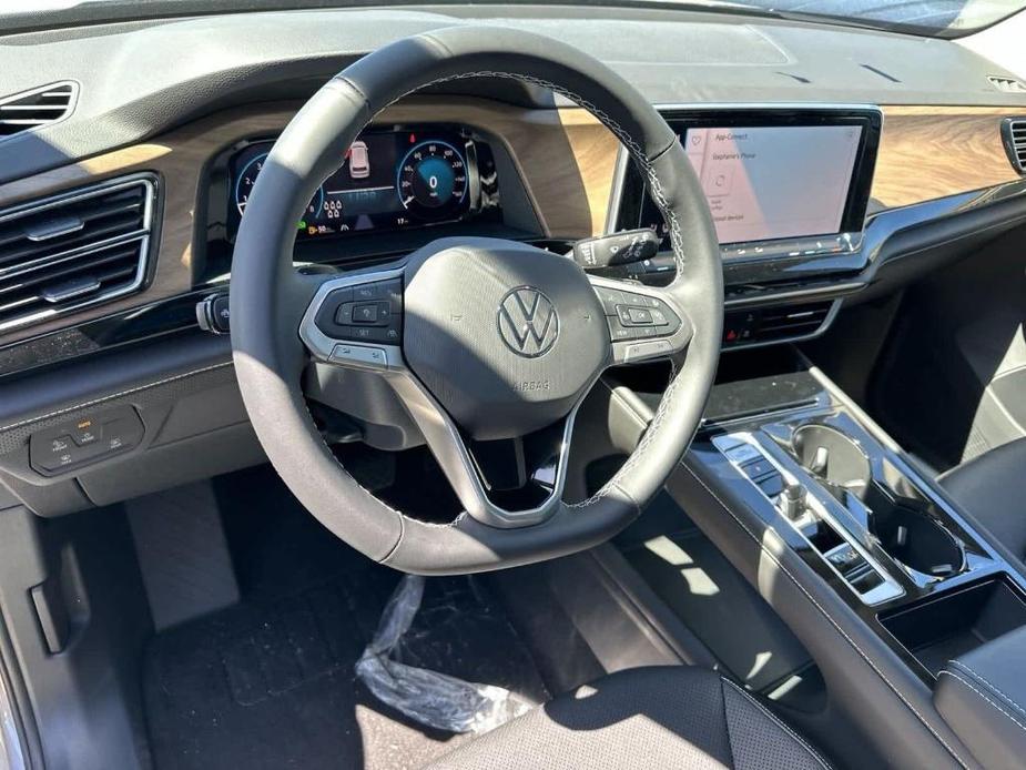 new 2024 Volkswagen Atlas car, priced at $43,529