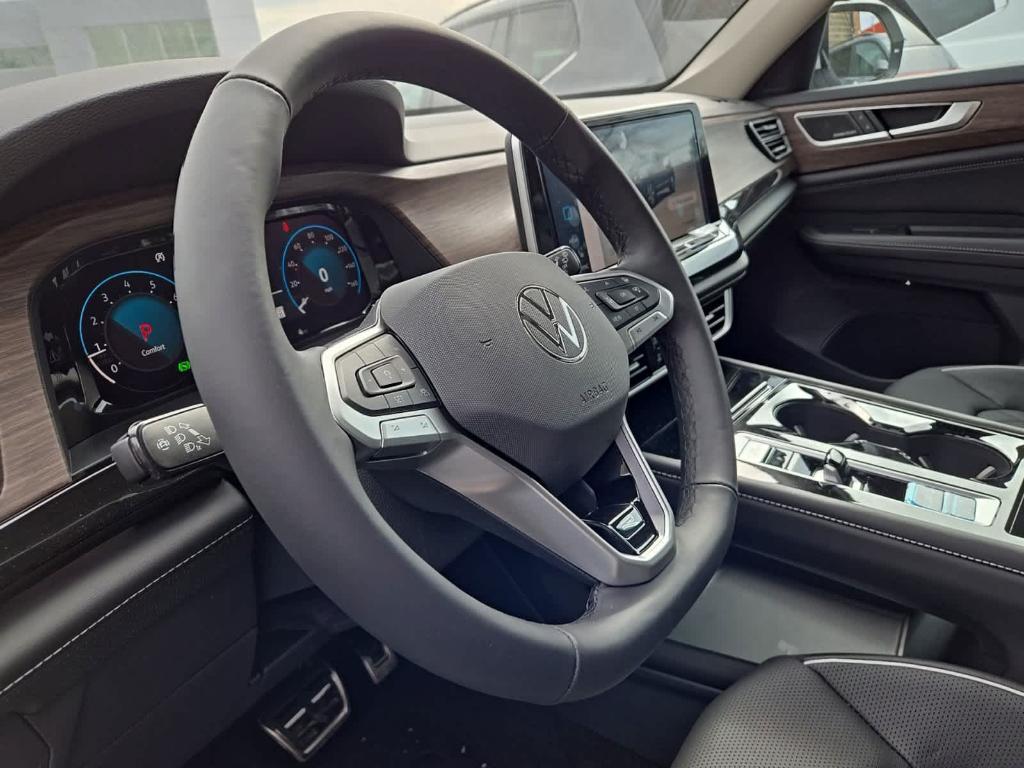 new 2025 Volkswagen Atlas car, priced at $50,098