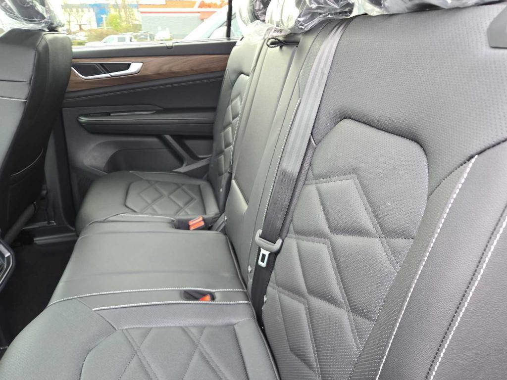 new 2026 Volkswagen Atlas car, priced at $46,375