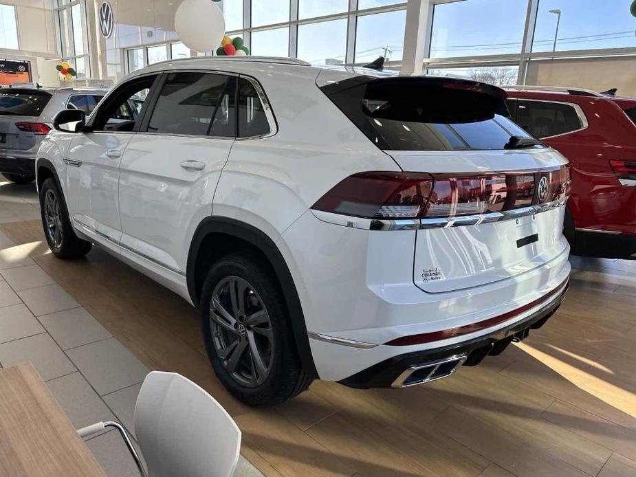 new 2024 Volkswagen Atlas Cross Sport car, priced at $45,330