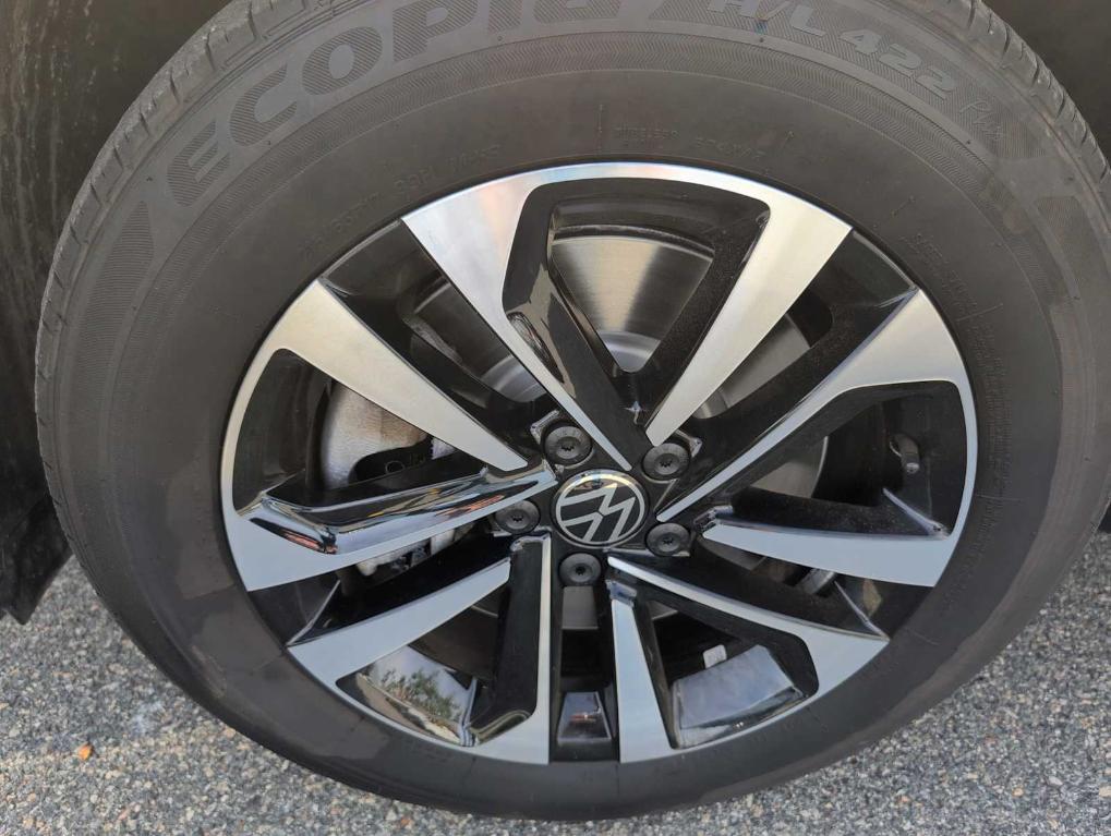 used 2024 Volkswagen Tiguan car, priced at $24,491