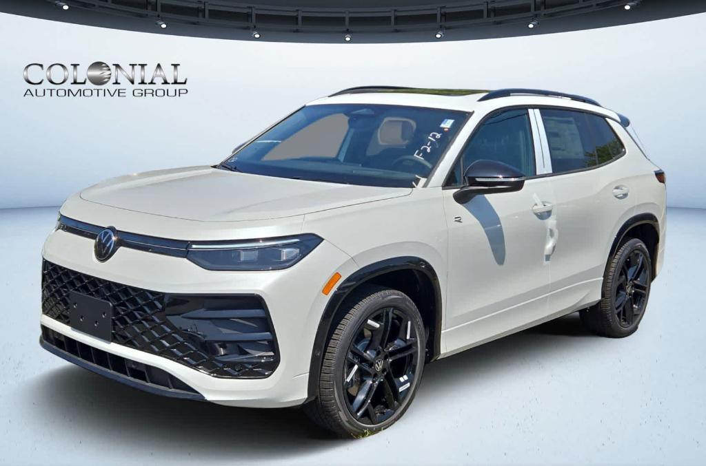 new 2025 Volkswagen Tiguan car, priced at $37,360
