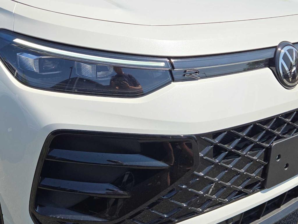 new 2025 Volkswagen Tiguan car, priced at $37,360