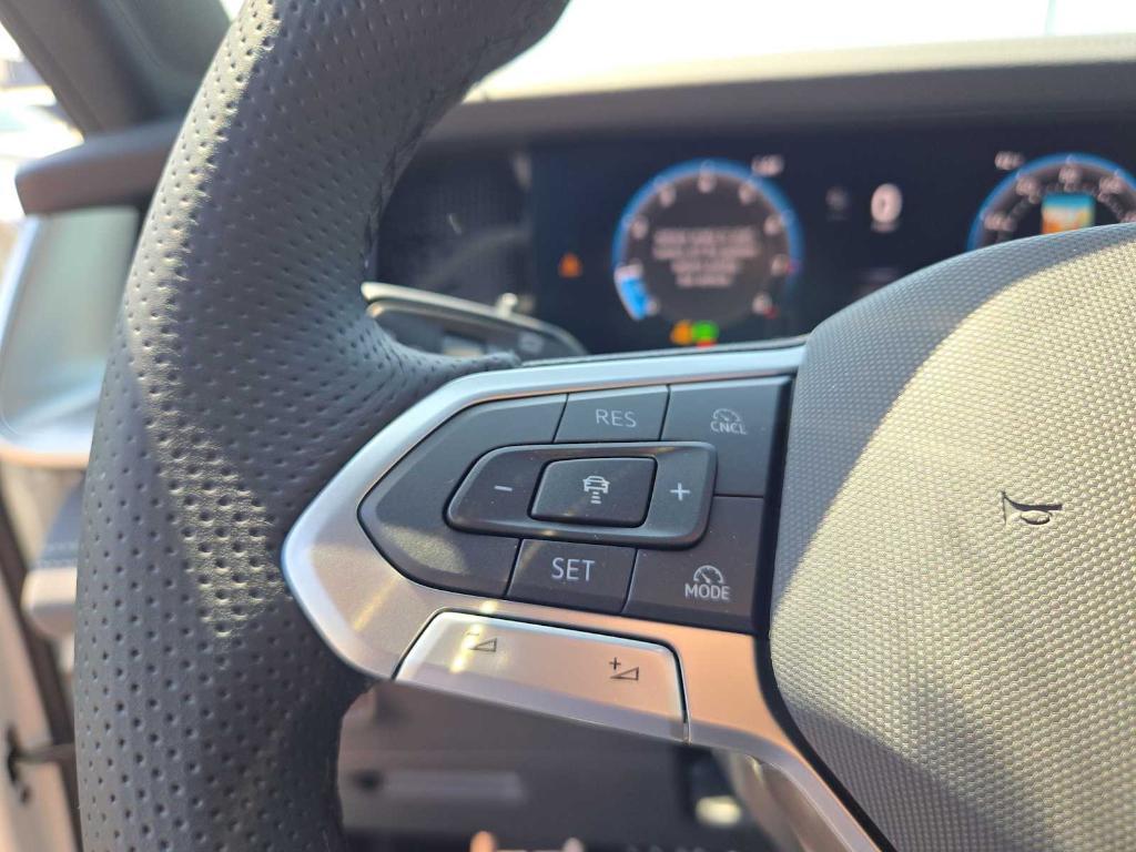 new 2025 Volkswagen Tiguan car, priced at $37,360