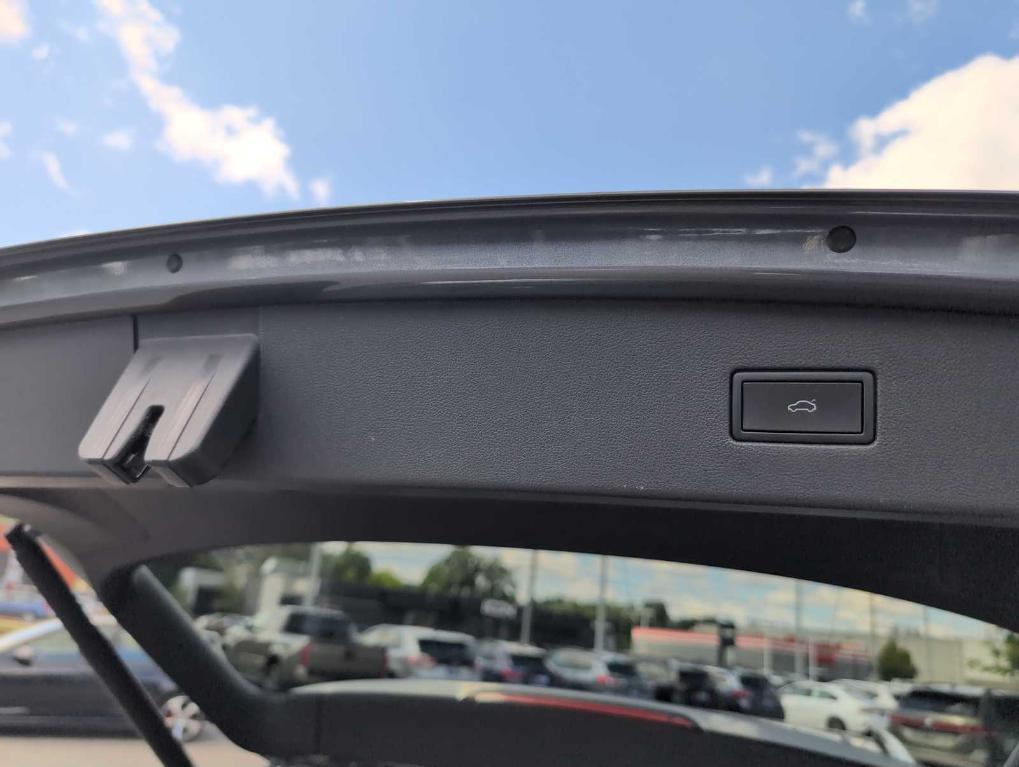 used 2022 Volkswagen Tiguan car, priced at $25,291