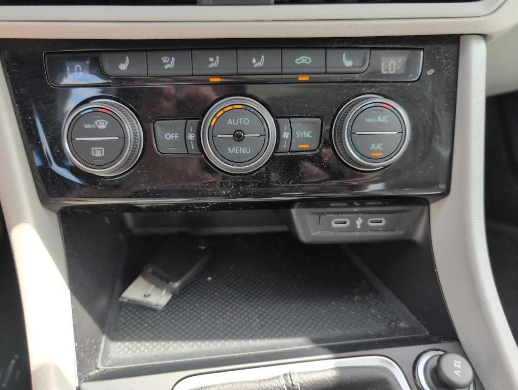 used 2024 Volkswagen Jetta car, priced at $23,191