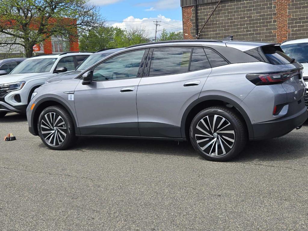 new 2025 Volkswagen ID.4 car, priced at $44,579
