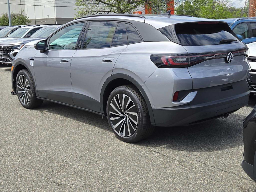 new 2025 Volkswagen ID.4 car, priced at $44,579