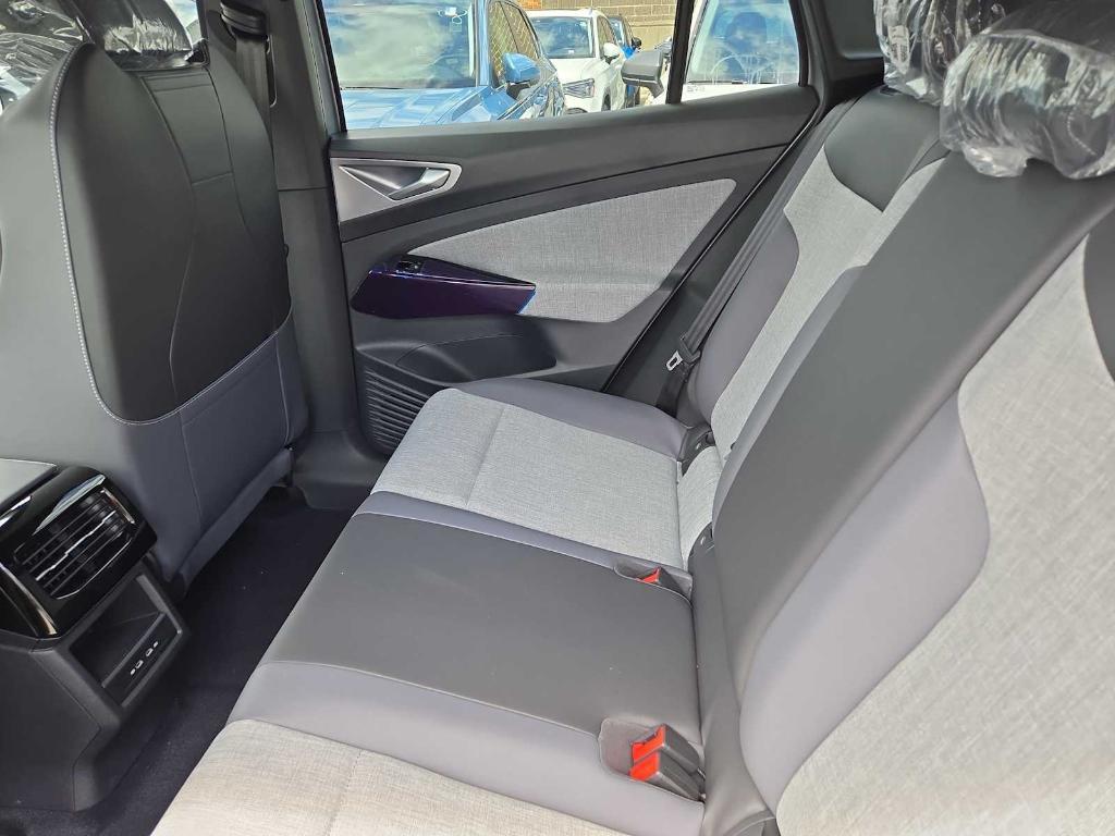 new 2025 Volkswagen ID.4 car, priced at $44,579