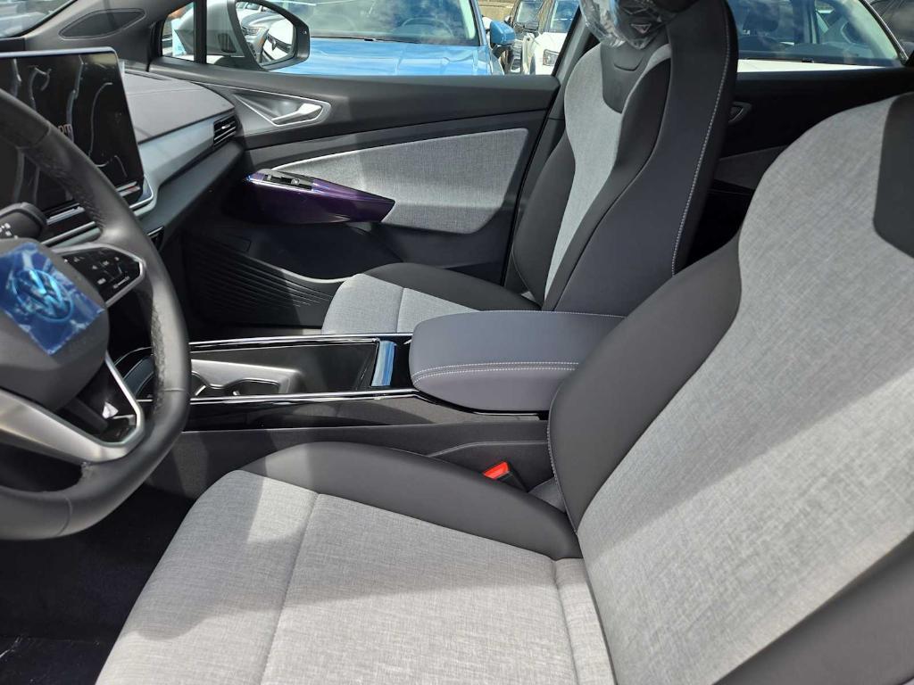 new 2025 Volkswagen ID.4 car, priced at $44,579