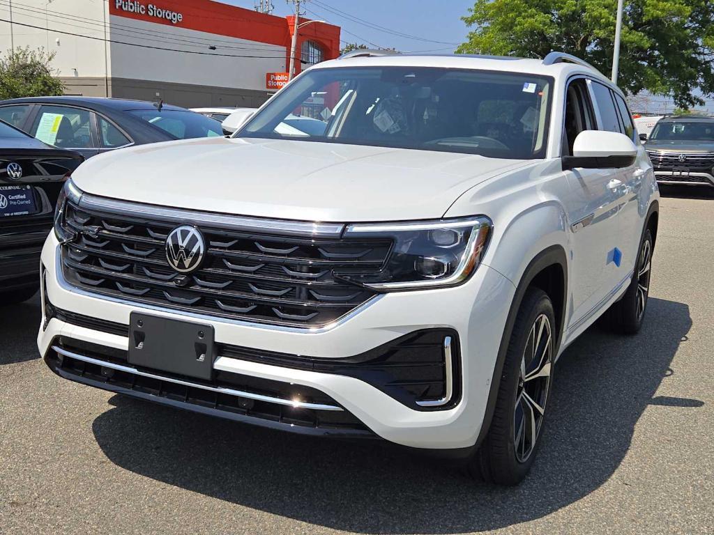 new 2025 Volkswagen Atlas car, priced at $50,842