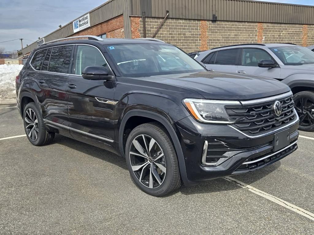 new 2025 Volkswagen Atlas car, priced at $52,238