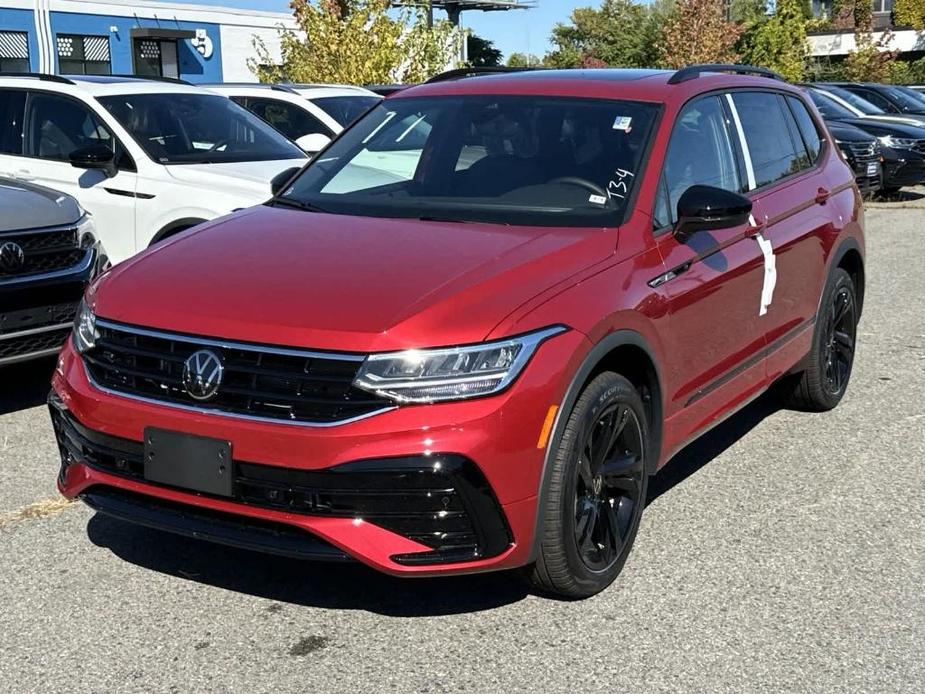 new 2024 Volkswagen Tiguan car, priced at $34,269