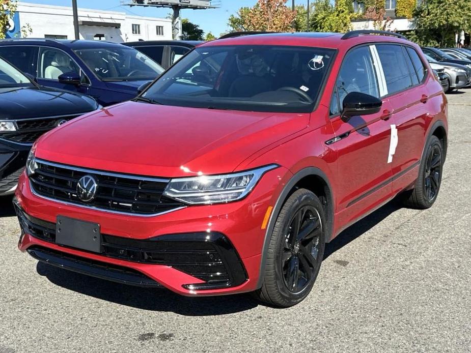 new 2024 Volkswagen Tiguan car, priced at $34,526