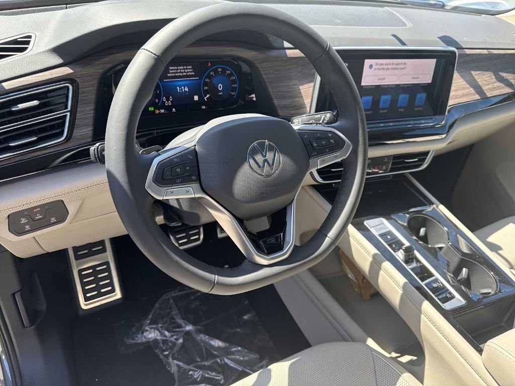 new 2025 Volkswagen Atlas car, priced at $52,238