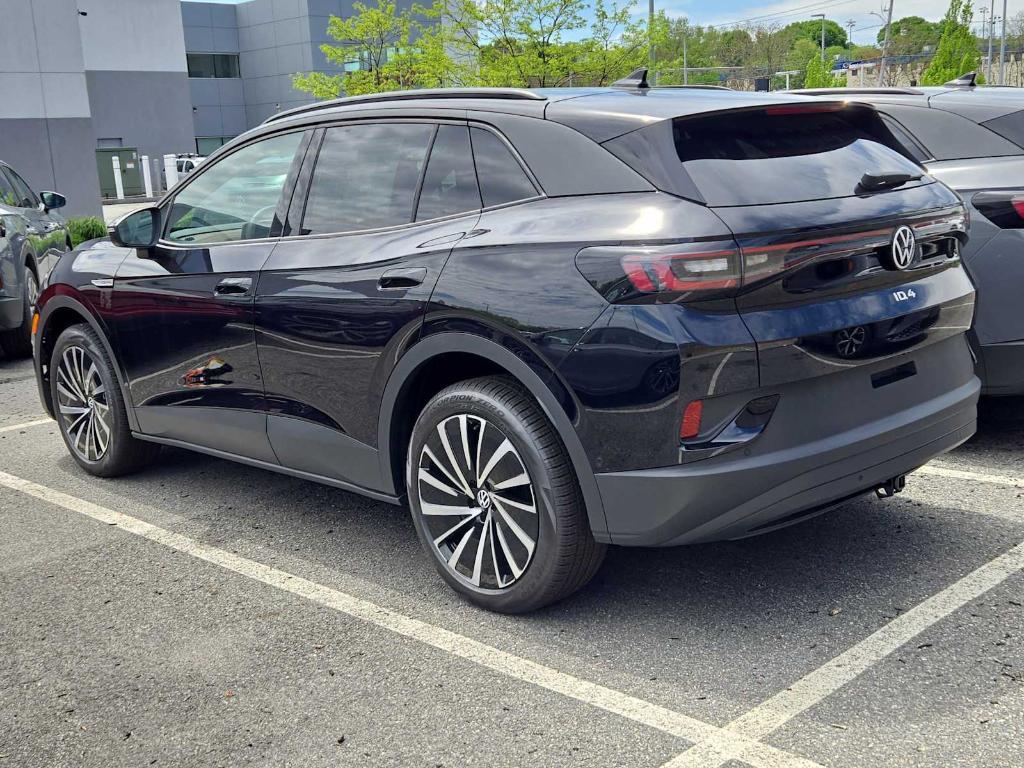 new 2025 Volkswagen ID.4 car, priced at $44,579