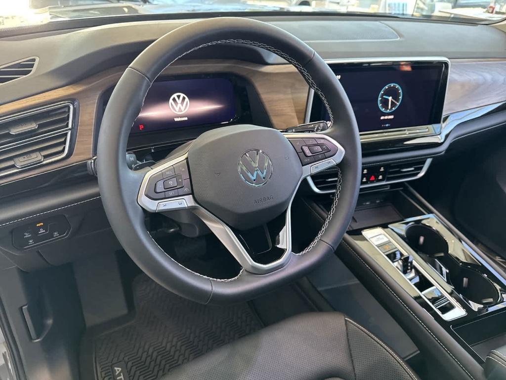 new 2025 Volkswagen Atlas car, priced at $44,268