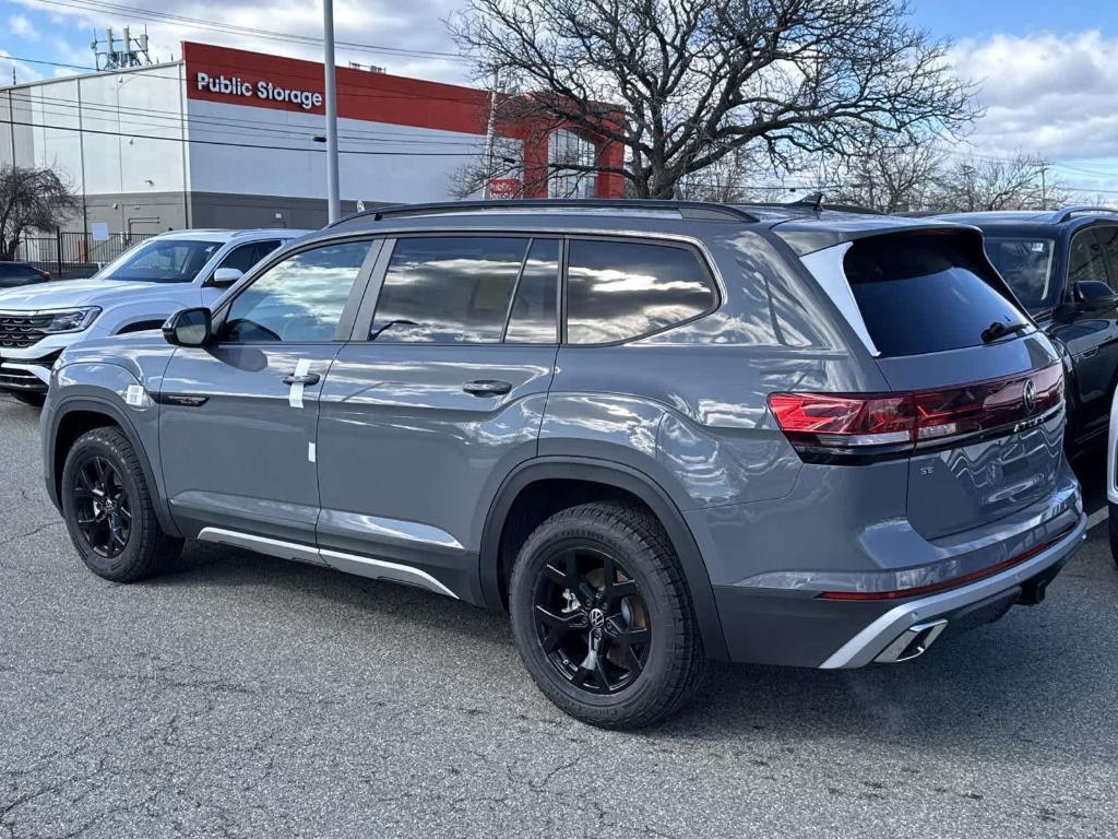 new 2025 Volkswagen Atlas car, priced at $46,114