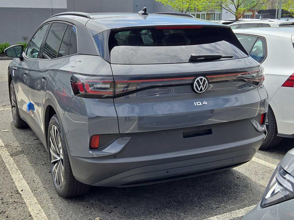 new 2025 Volkswagen ID.4 car, priced at $40,804